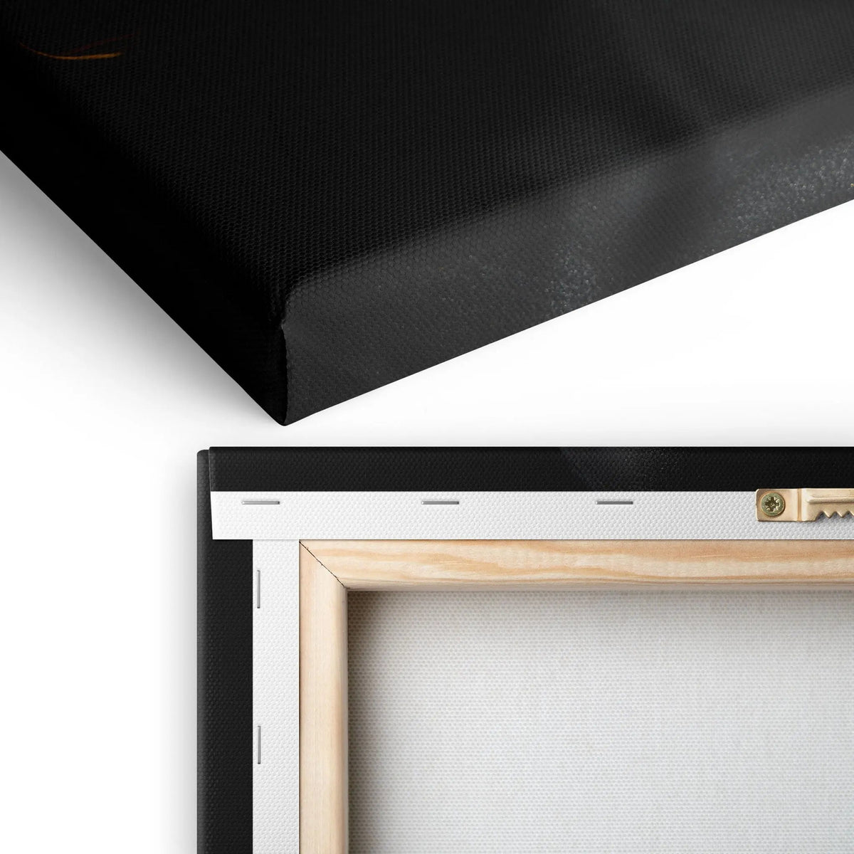 Tablou canvas ce iustreaza o femeie afro accesorizata cu bijuteri aurii si machiaj auriu beauty of black