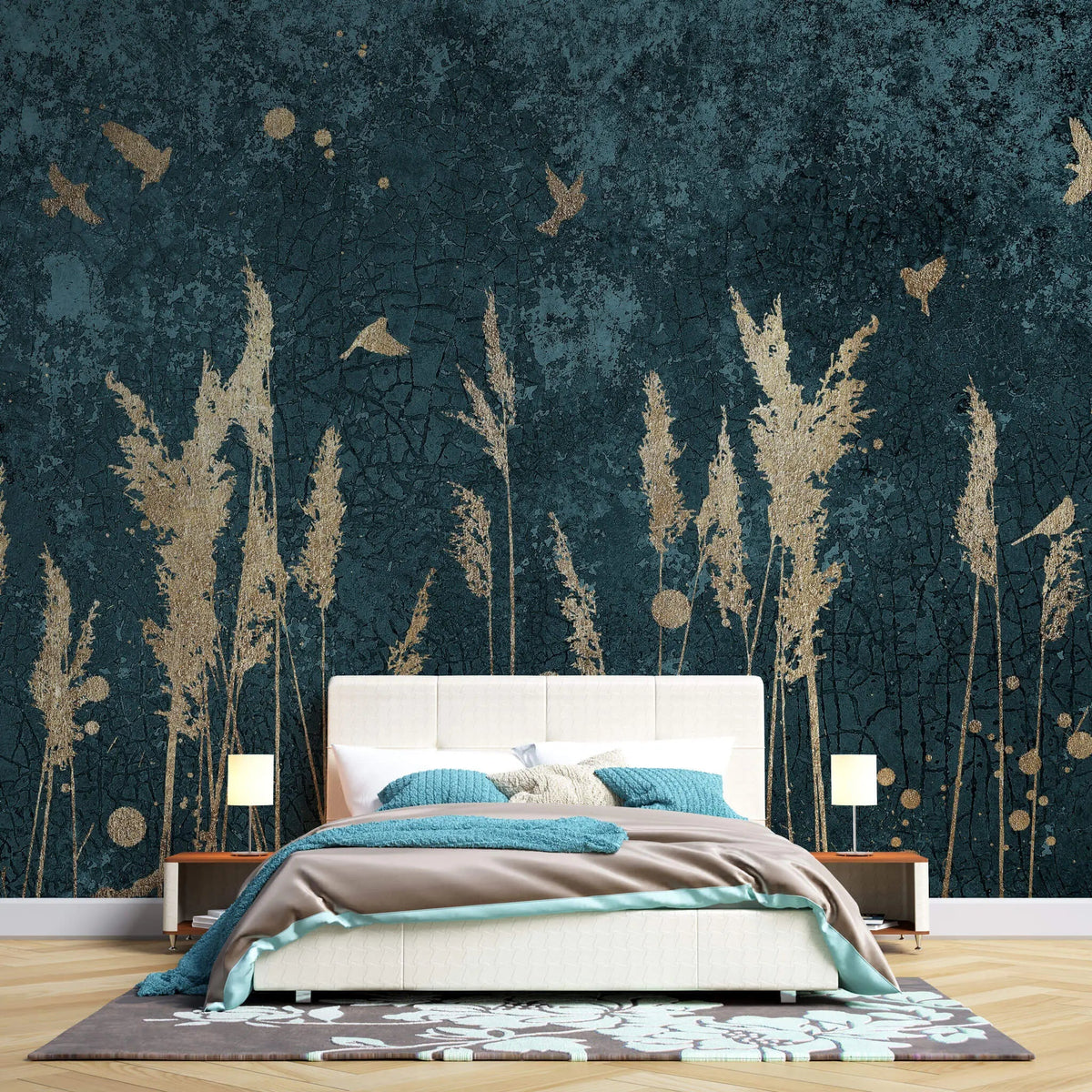 Tapet personalizat fine art cu stuf si pasari aurii pe un fundal verde inchis texturat golden reed