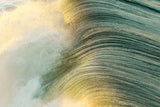 Tapet personalizat fotografie cu valurile marii in lumina apusului sunset waves