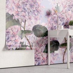 Tapet personalizat floral cu hortensii mov pe un fundal albastru deschis hortensia