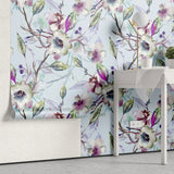 Tapet personalizat floral cu flori nocturne in nuante de mov pe un fundal albastru pal night flowers