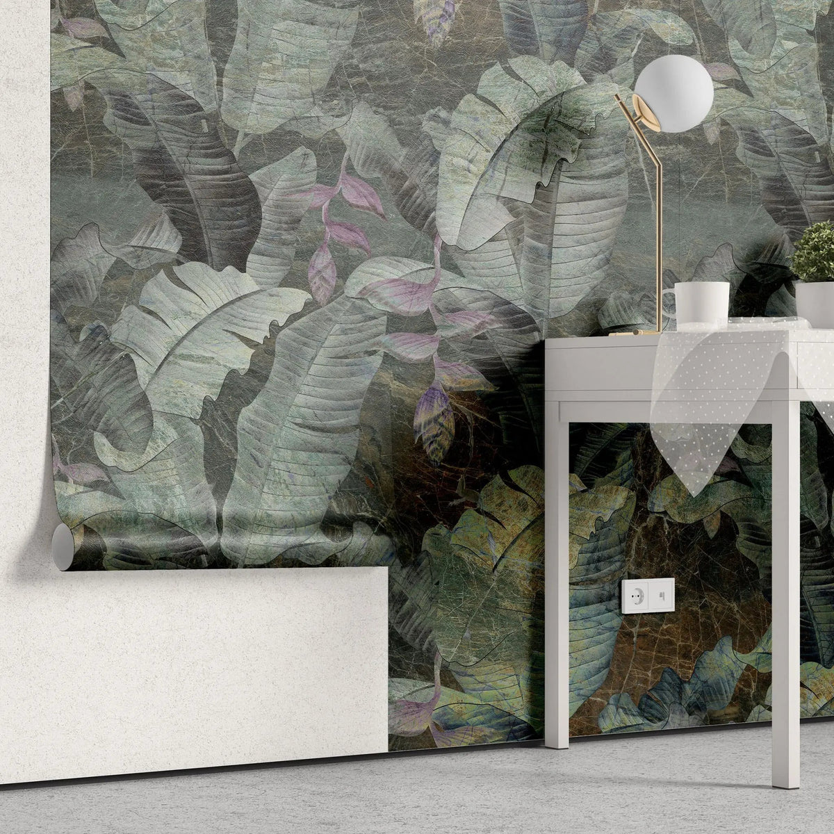 Tapet personalizat leaf cu frunze tropicale in tonuri inchise tropical dark leaves