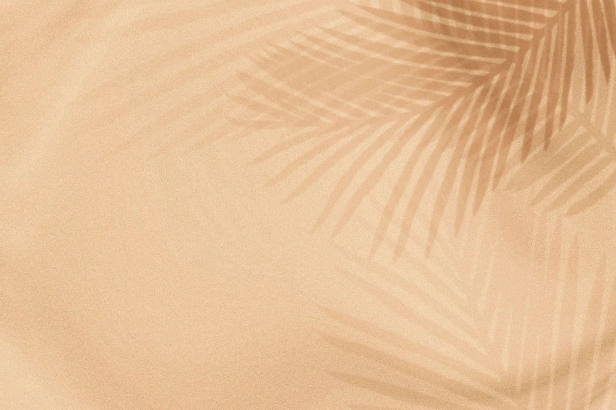 Tapet personalizat leaf cu umbre de frunze de palmier in tonuri calde warm palm shades