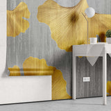 Tapet personalizat leaf cu frunze galbene de ginkgo biloba pe un fundal gri texturat fall ginkgo leaf