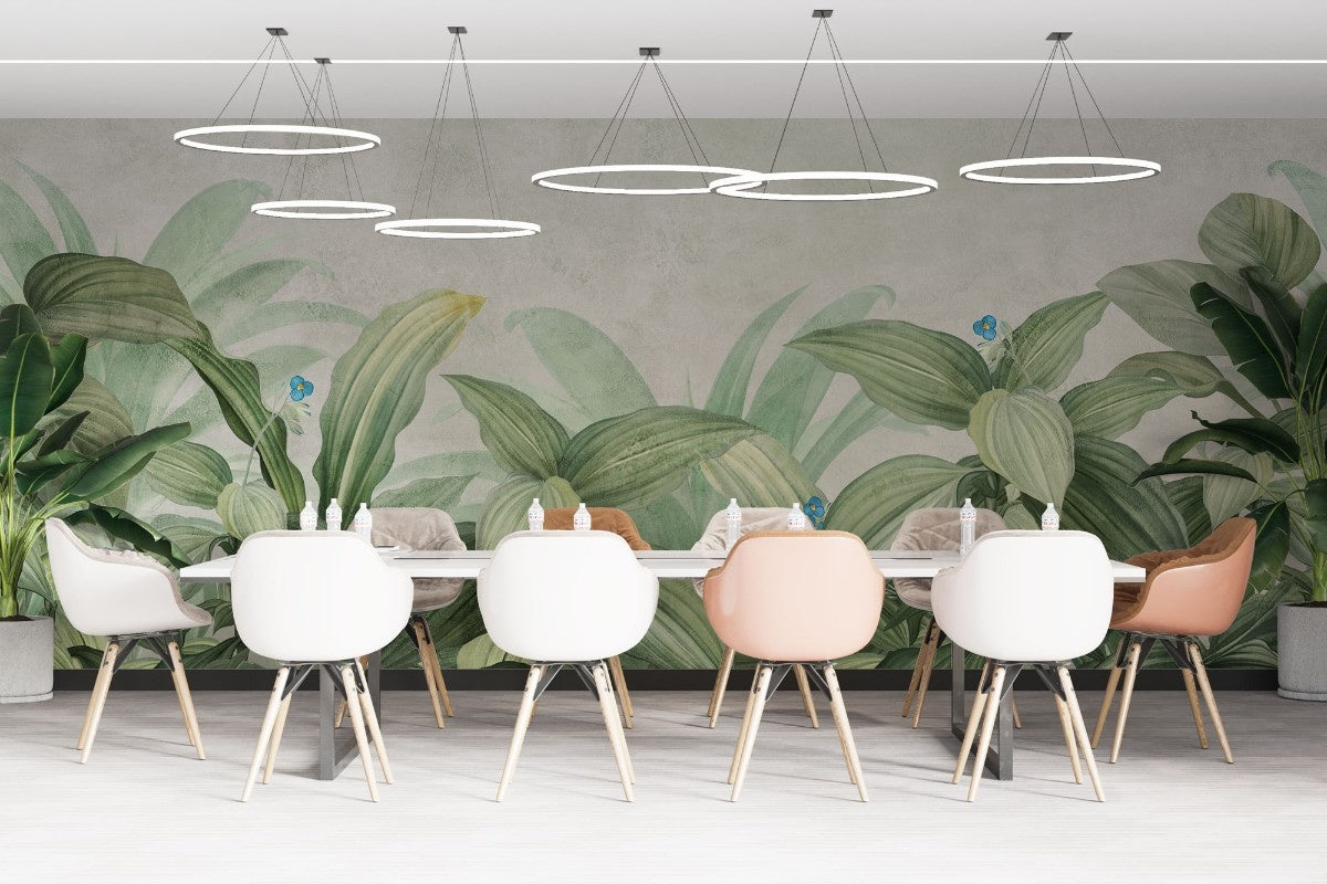Tapet personalizat leaf cu frunze si vegetatie tropicala luxurianta frunze mari verzi si flori delicate pe un fundal deschis ideal pentru o camera luminoasa tropical wide