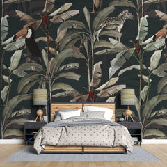 Tapet tropical personalizat cu frunze tropicale de bananier si animale tropicale – papagalul toco toucan sau tucanul urias leopard si zebre pe un fundal inchis dark tropical fauna