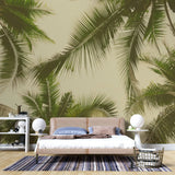 Tapet tropical personalizat cu frunze tropicale de palmieri majestic verzi pe fundal cald insorit golden hour