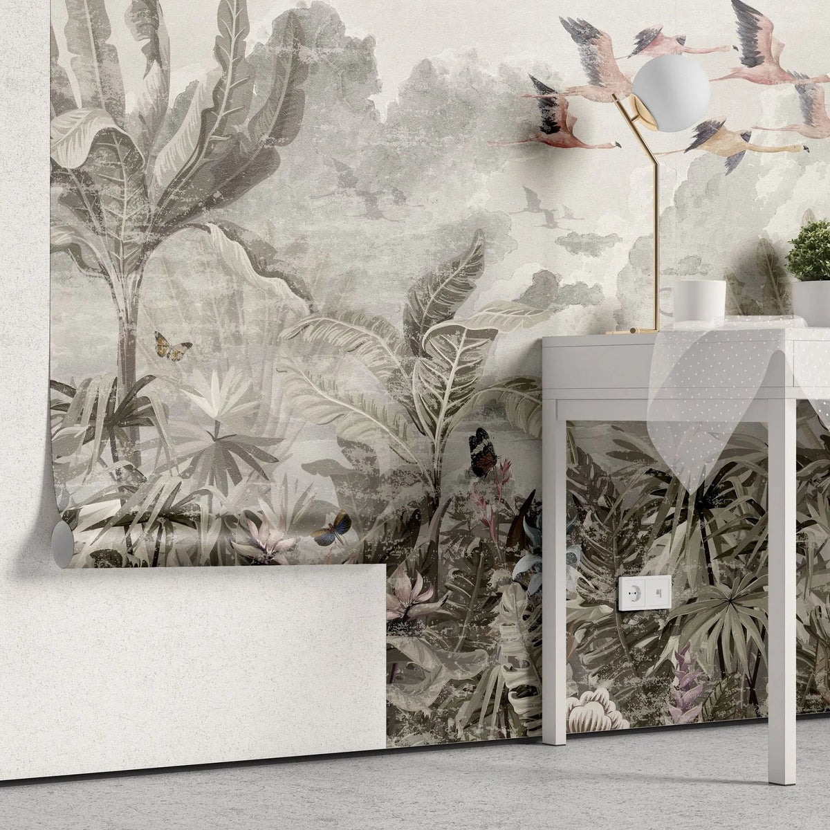 Tapet personalizat tropical cu pasari flamingo zburand peste jungla in nuante fade tropical flamingo