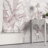 Tapet personalizat Tropical cu frunze de bananier roz pe un fundal texutrat de plaster - PLASTER ABSTRACT JUNGLE