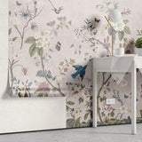 Tapet personalizat oriental cu gradina chinezeasca plina de flori si animale pe un fundal roz pastel chinoiserie garden