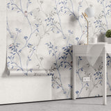 Tapet Zen Oriental cu frunze albastre si gri si pasari pe un fundal texturat - BLUE PRINTED PORCELAIN