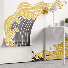 Tapet Japandi cu valuri japoneze in nuante de negru si auriu - KANAGAWA GOLDEN WAVE