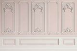 Tapet personalizat Architectural Walls cu rame decorative albe pe un perete roz - LIGHT PINK BOISERIE