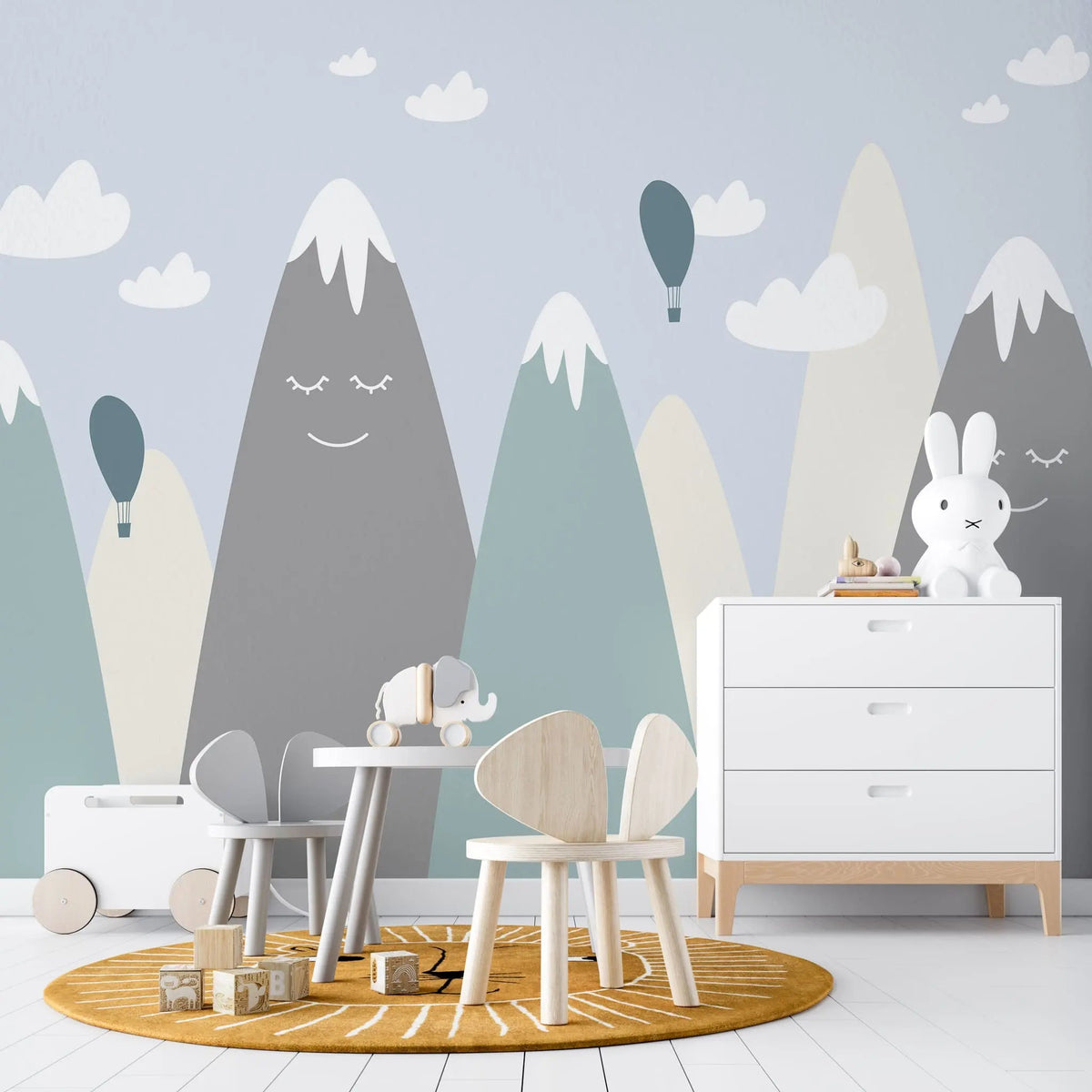 Tapet personalizat natura pentru copii cu creste de munte acoperite de zapada winter mountains