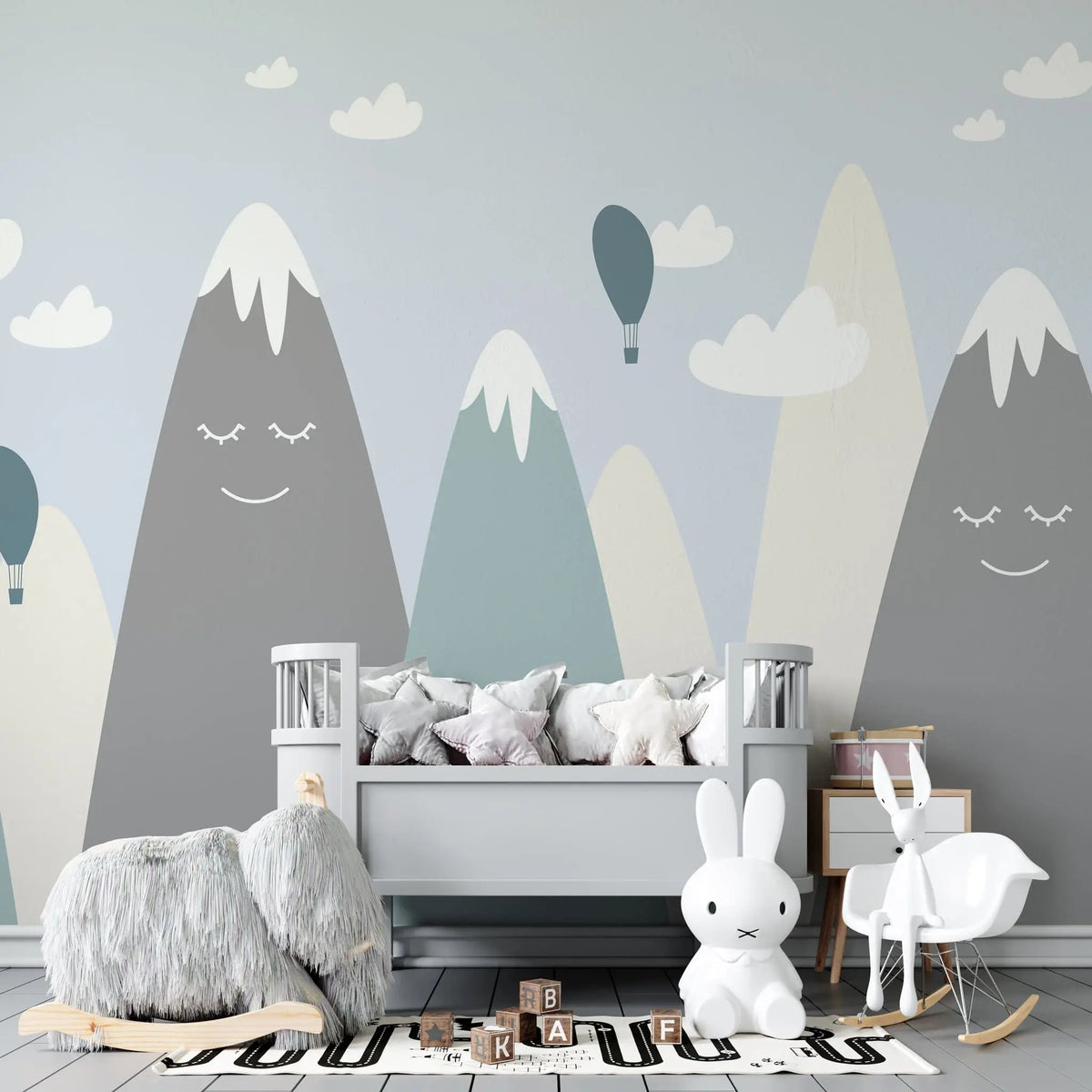 Tapet personalizat natura pentru copii cu creste de munte acoperite de zapada winter mountains