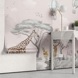 Tapet personalizat lumea animalelor pentru copii cu jungla gri cu cer roz pastel si girafe cerbi caprioare elefanti flamingo veverite pasari si baloane cu aer cald pastel pink jungle