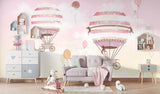 Tapet Personalizat Micii Exploratori cu baloane cu aer cald pe fundal roz-galben - PINK BIRTHDAY BALLOONS